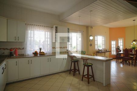 Cozinha de casa de condomínio para alugar com 5 quartos, 378m² em Flamengo, Maricá
