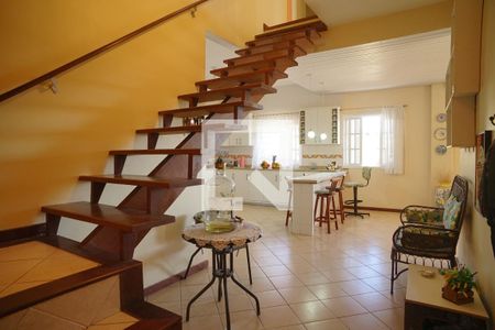 Cozinha de casa de condomínio para alugar com 5 quartos, 378m² em Flamengo, Maricá