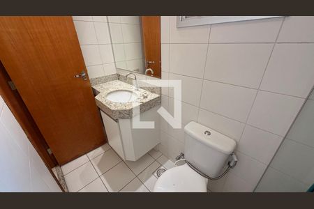 Banheiro da Suíte de apartamento à venda com 2 quartos, 72m² em Parque Amazonia, Goiânia