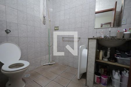 Banheiro 1 de casa à venda com 3 quartos, 142m² em Utinga, Santo André