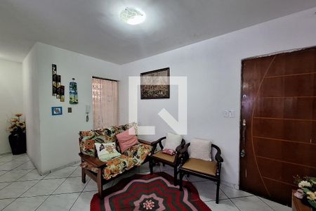 Sala de TV de apartamento à venda com 2 quartos, 54m² em Jardim Santo André, Santo André