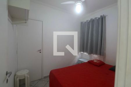 Quarto de apartamento para alugar com 3 quartos, 69m² em Vila Julia, Guarujá