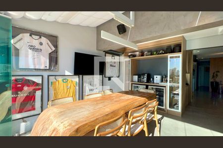 Varanda Gourmet de apartamento à venda com 3 quartos, 200m² em Pinheiros, São Paulo