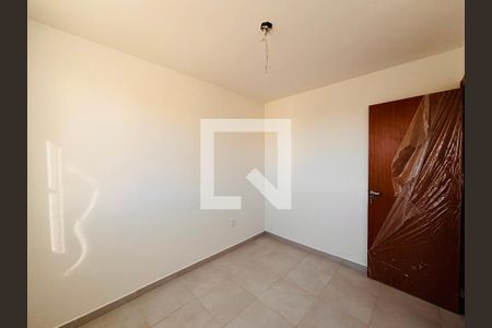Quarto  de apartamento à venda com 2 quartos, 49m² em Chácara Estela, Barueri