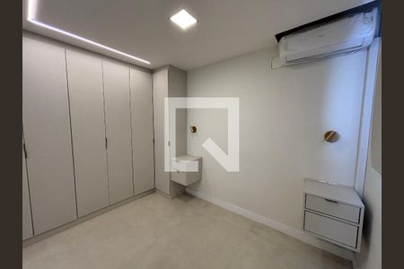 Quarto 1 de apartamento à venda com 2 quartos, 46m² em Recreio dos Bandeirantes, Rio de Janeiro