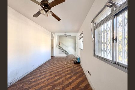 Sala de casa à venda com 4 quartos, 130m² em Parque Sao Luis, São Paulo