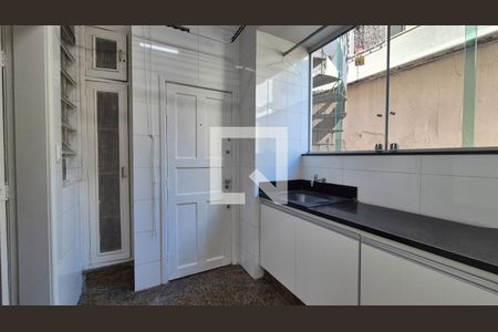 Cozinha de apartamento para alugar com 3 quartos, 140m² em Santo Agostinho, Belo Horizonte