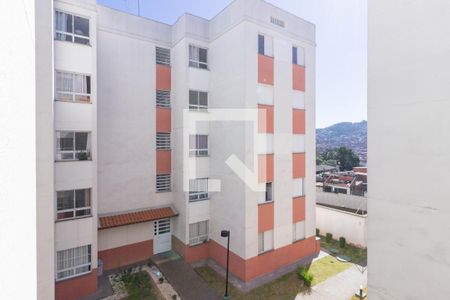 Vista Sala de apartamento para alugar com 2 quartos, 45m² em Estância Jaraguá, São Paulo