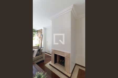 Sala de casa à venda com 4 quartos, 432m² em Vila Moinho Velho, São Paulo