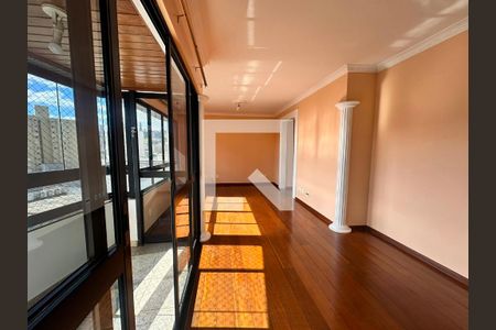 Sala de apartamento para alugar com 3 quartos, 100m² em Buritis, Belo Horizonte