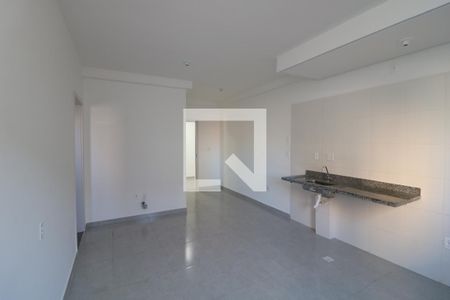 Cozinha de kitnet/studio à venda com 1 quarto, 23m² em Vila Alpina, São Paulo