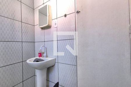 Banheiro de casa à venda com 2 quartos, 126m² em Conjunto Habitacional Parque da Floresta, Campinas