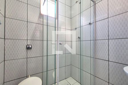 Banheiro de casa à venda com 2 quartos, 126m² em Conjunto Habitacional Parque da Floresta, Campinas