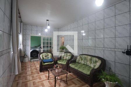 Sala 1 de casa para alugar com 3 quartos, 227m² em São Luís, Canoas