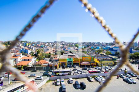Vista da sala de apartamento para alugar com 3 quartos, 65m² em Jardim Santo André, Santo André