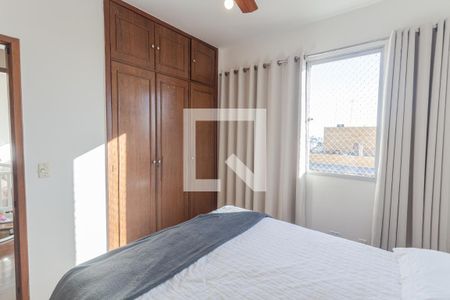 Suíte de apartamento à venda com 3 quartos, 90m² em Santa Efigênia, Belo Horizonte