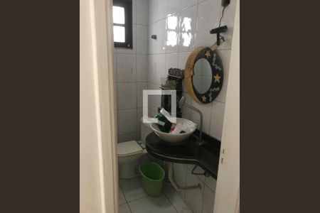 Casa à venda com 4 quartos, 196m² em Piratininga, Niterói