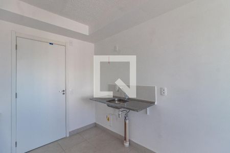 Cozinha de apartamento para alugar com 1 quarto, 28m² em Bom Retiro, São Paulo