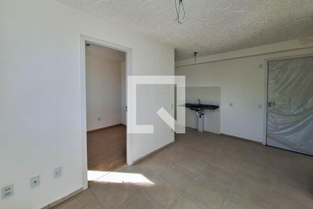 Sala de apartamento para alugar com 2 quartos, 50m² em Várzea das Mocas, São Gonçalo