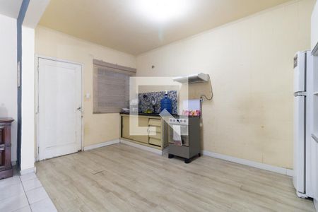 Cozinha  de casa para alugar com 3 quartos, 125m² em Vila Santo Estefano, São Paulo
