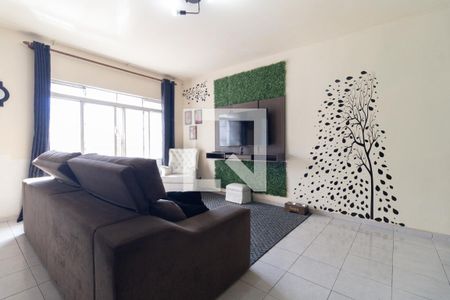 Sala de casa para alugar com 3 quartos, 125m² em Vila Santo Estefano, São Paulo