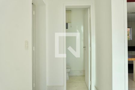 Sala - Lavabo   de apartamento à venda com 4 quartos, 135m² em Cruzeiro, Belo Horizonte