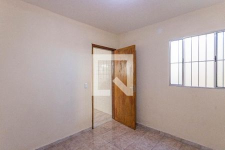 Quarto 2 de casa para alugar com 2 quartos, 0m² em Jardim Miriam, São Paulo