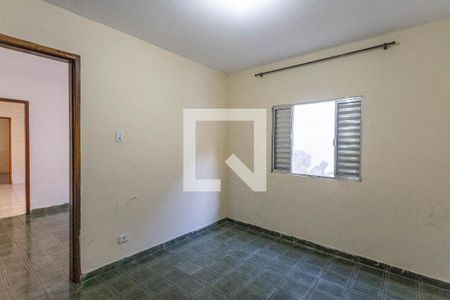 Quarto 1  de casa para alugar com 2 quartos, 0m² em Jardim Miriam, São Paulo