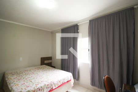 Quarto de casa à venda com 2 quartos, 149m² em Vila Renato, São Paulo