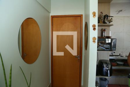 Sala/Detalhe da entrada de apartamento à venda com 3 quartos, 90m² em Setor Leste Vila Nova, Goiânia