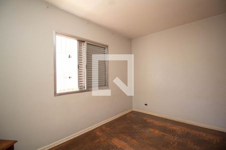 Quarto 2 de casa para alugar com 3 quartos, 290m² em Vila Mangalot, São Paulo