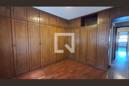 Quarto de apartamento para alugar com 3 quartos, 125m² em Olímpico, São Caetano do Sul