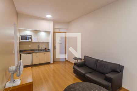 Sala/Cozinha de kitnet/studio à venda com 1 quarto, 38m² em Lourdes, Belo Horizonte