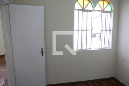 Quarto 1 de apartamento para alugar com 3 quartos, 76m² em Sta Cruz Ind, Contagem