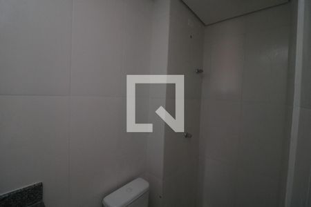 Banheiro de kitnet/studio à venda com 1 quarto, 27m² em Vila Alpina, São Paulo