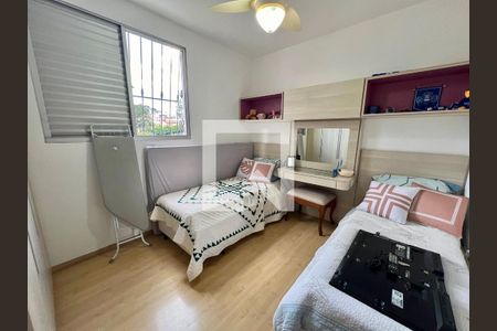 Quarto 2 de apartamento para alugar com 3 quartos, 100m² em Sagrada Família, Belo Horizonte