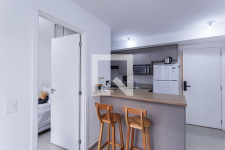 Sala de apartamento para alugar com 2 quartos, 56m² em Indianópolis, São Paulo