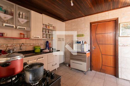 Cozinha de casa de condomínio à venda com 3 quartos, 400m² em Xaxim, Curitiba