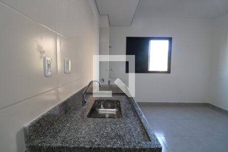 Cozinha de kitnet/studio à venda com 1 quarto, 23m² em Vila Alpina, São Paulo