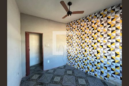 Casa para alugar com 2 quartos, 160m² em Rocha Miranda, Rio de Janeiro