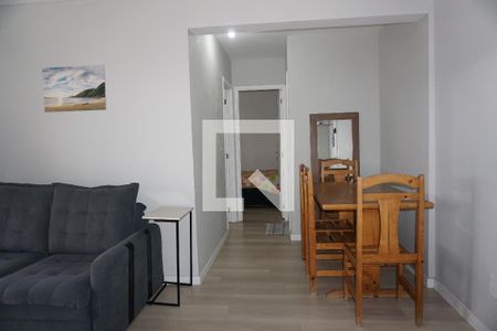 Sala de apartamento para alugar com 2 quartos, 50m² em Jardim Elizabete, Embu das Artes