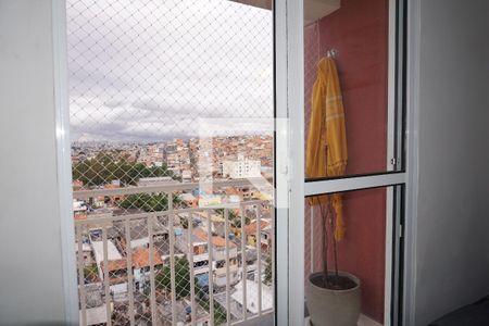Varanda de apartamento para alugar com 2 quartos, 50m² em Jardim Elizabete, Embu das Artes