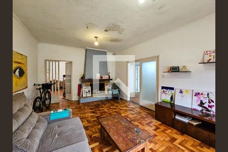 Casa para alugar com 4 quartos, 257m² em Ipanema, Porto Alegre