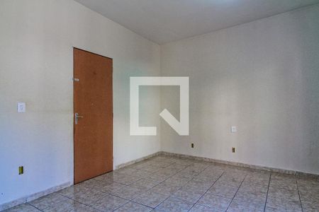 Quarto de casa para alugar com 1 quarto, 50m² em Jardim Santa Lucrecia, São Paulo