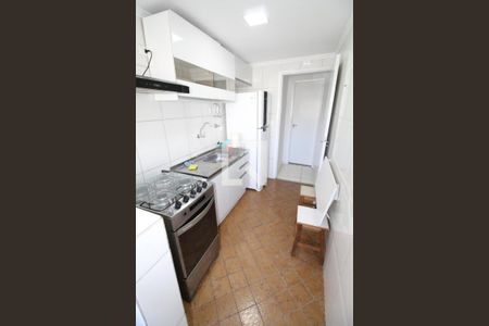 Cozinha de apartamento para alugar com 1 quarto, 42m² em Jardim Vale Paraiso, São José dos Campos