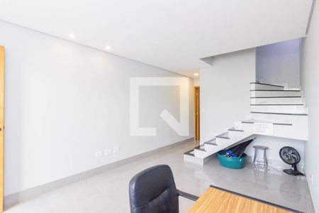Sala de casa à venda com 2 quartos, 100m² em Vila Nina, São Paulo