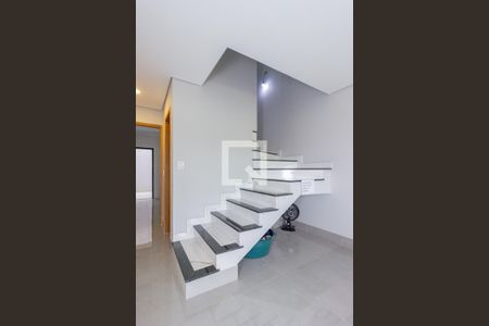 Sala de casa à venda com 2 quartos, 100m² em Vila Nina, São Paulo