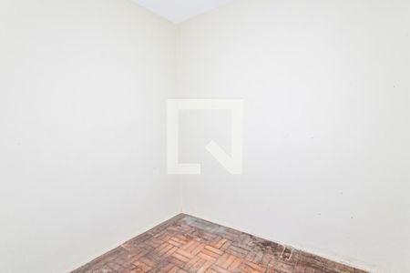 Quarto 2 de casa para alugar com 2 quartos, 100m² em Parque Ipe, São Paulo