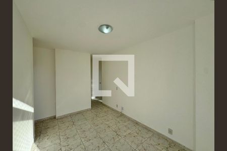 Sala de apartamento para alugar com 1 quarto, 60m² em Barra da Tijuca, Rio de Janeiro