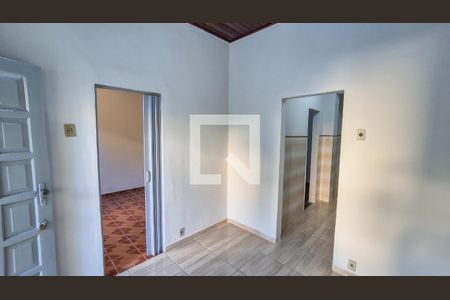 Casa à venda com 2 quartos, 112m² em Vaz Lobo, Rio de Janeiro